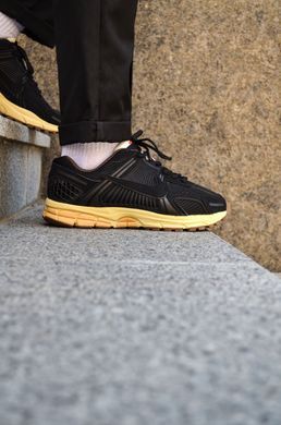 Кросівки Nike Zoom Vomero 5 Black Beige, 40