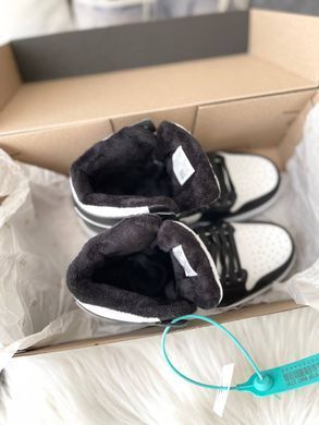 Кроссовки Jordan 1 Black/White Флис, 42