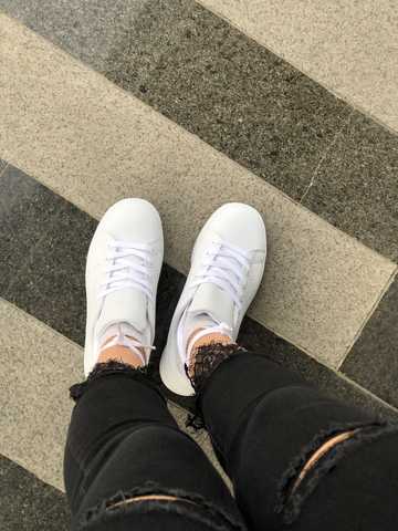 White sneakers cheap adidas stan smith