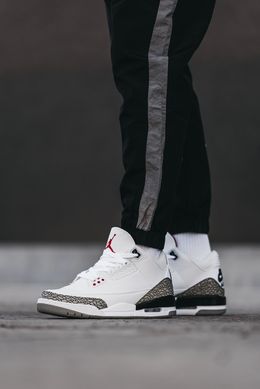 Кроссовки Nike Air Jordan 3 Cement White Grey, 40
