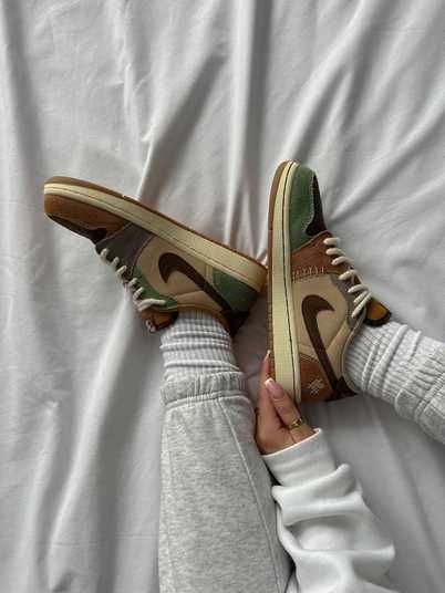 Кросівки Nike Jordan Retro 1 Low OG Zion Williamson Voodoo Купити