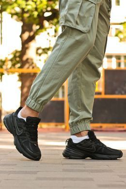 Кросівки Nike V2K Runtekk Black v2, 41
