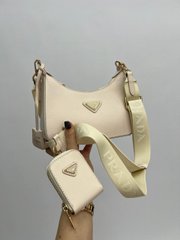 Сумка Prada Re-Edition 2005 Cream Saffiano Leather Bag, 28х16х7