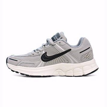 Кросівки Nike Zoom Vomero 5 Grey Black White, 37