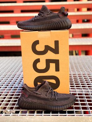 Кроссовки Adidas Yeezy Boost 350 V2 Black Static, 36