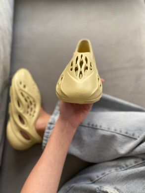 Кросівки Adidas Yeezy Foam Runner Beige