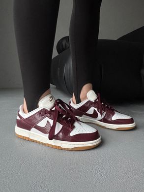 Кросівки Nike SB Dunk Burgundy Croc, 36