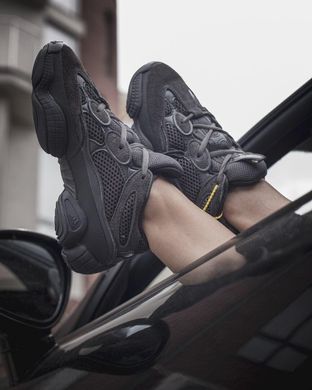 Кроссовки Adidas Yeezy Boost 500 Black, 37