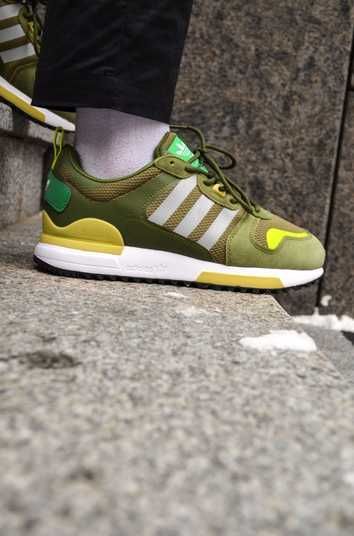 Кросівки Adidas ZX 700 HD Khaki Купити (Доставка 1-3 Дні)
