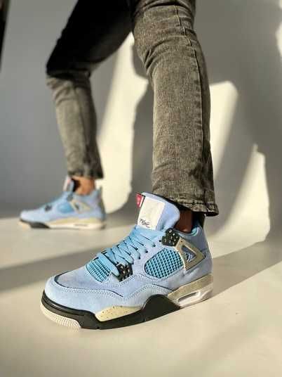 Кроссовки Air Jordan 4 Retro SE University Blue Tech Grey White