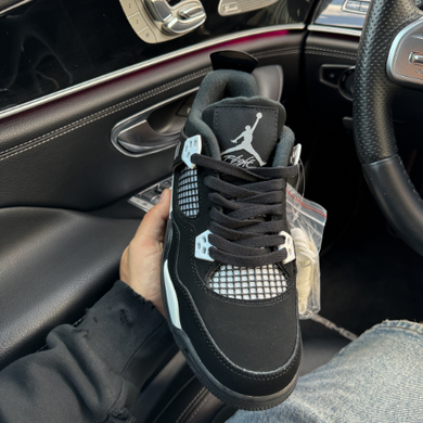 Кросівки Nike Air Jordan 4 White Thunder Black White, 36