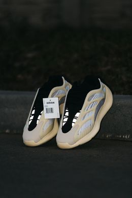 Кросівки Adidas Yeezy Boost 700 v3 Azael, 42