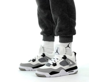 Кросівки Jordan 4 White Grey Black Fur, 36