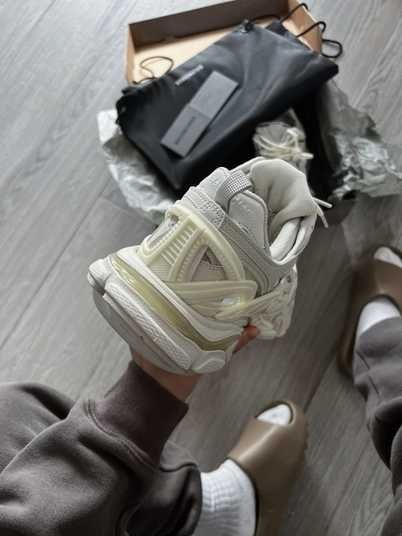 Кроссовки Balenciaga Track 2 White Купить (Доставка 1-3 Дня)