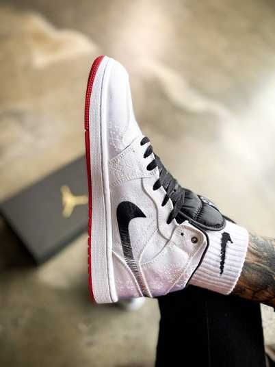 Кроссовки Air Jordan 1 Mid SE Fearless Edison Chen CLOT Купить