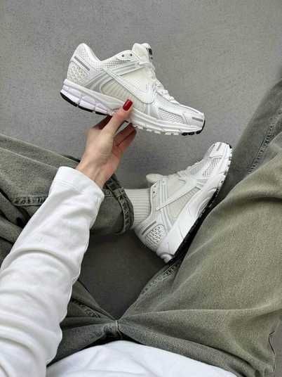 NIKE ZOOM VOMERO 5 VAST GRAY スニーカー27 Кроссовки Nike Zoom Vomero 5 White Vast Grey Купить (Доставка 1-3 Дня)