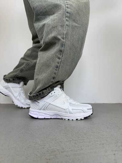 NIKE ZOOM VOMERO 5 VAST GRAY スニーカー27 Кроссовки Nike Zoom Vomero 5 White Vast Grey Купить (Доставка 1-3 Дня)