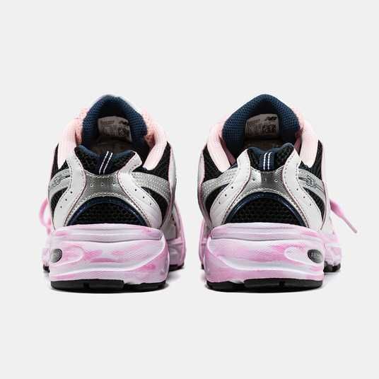 【5/7必着】M A3 ギョンミン 背景スカイブルー ほし②ベビーピンク Кроссовки New Balance 530 Custom Silver Blue Pink Купить (Доставка