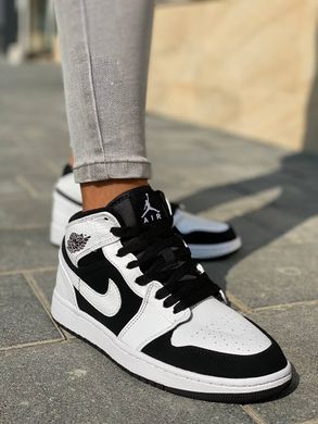 Кросівки Jordan 1 White Black Winter