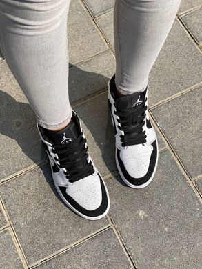 Кросівки Jordan 1 White Black Winter