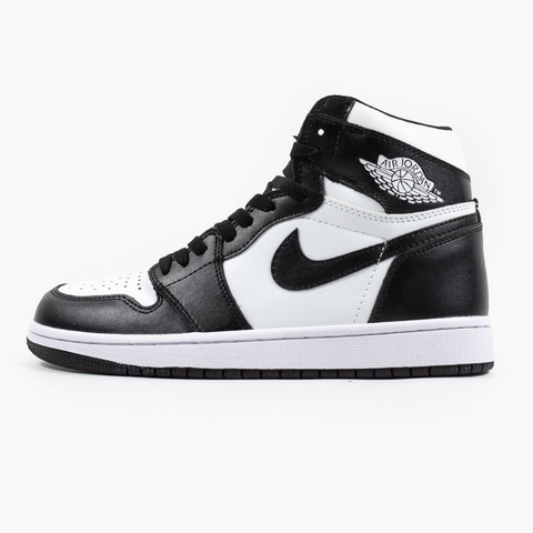 Retro 1s black sales and white