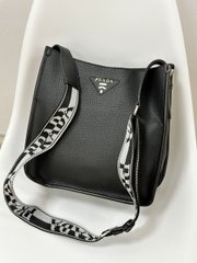 Сумка Prada Leather Hobo Bag Black, 29x26x11