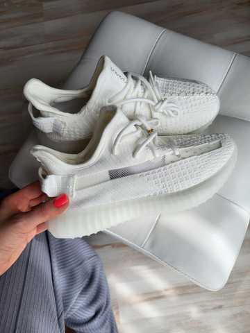 Yeezy boost 350 store v4