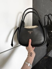 Сумка Prada 2 in 1 Leather Handbag Black, 30x16