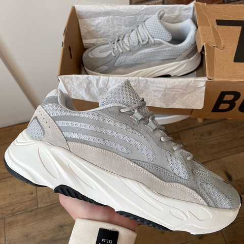 Yeezy boost 700 sales static price