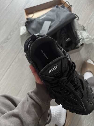 Кроссовки Balenciaga Track 2.0 Black Gold Купить (Доставка 1-3 Дня)