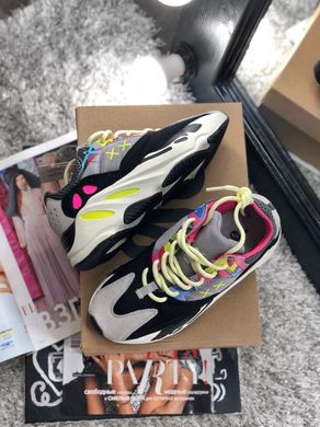Кроссовки Adidas Yeezy Boost 700 "Wave Runner Pink" Kaws, 37