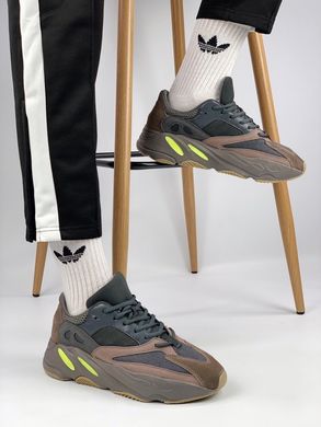 Кросівки Adidas Yeezy Boost 700 'Mauve', 37