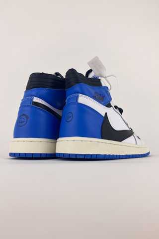 Jordans retro 1 sales blue