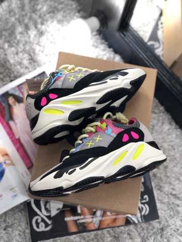 Yeezy 700 store x kaws