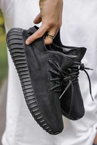 Yeezy Boost 350 V2 Mono Black Cinder 
