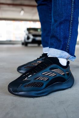 Кросівки Adidas Yeezy Boost 700 v3 Clay Brown, 36