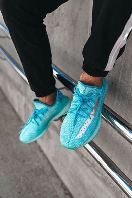 Кросівки Adidas Yeezy 350 Bluewater, 37