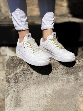 Кросівки Nike Force 1 Lux 'White Chrome Yellow', 39