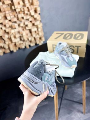 Кроссовки Adidas Yeezy Boost 700 teal blue, 36