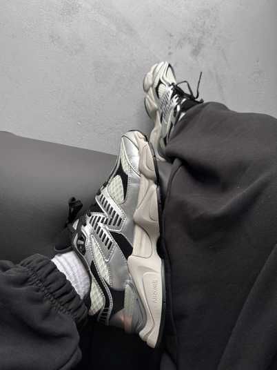 Кросівки New Balance 9060 x Shoe Palace Metallic Купити (Доставка