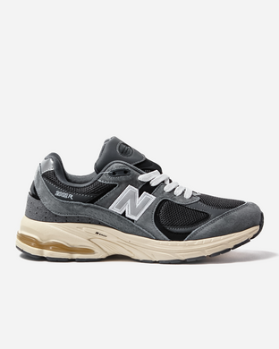Кроссовки New Balance 2002R Black Dark Grey, 42